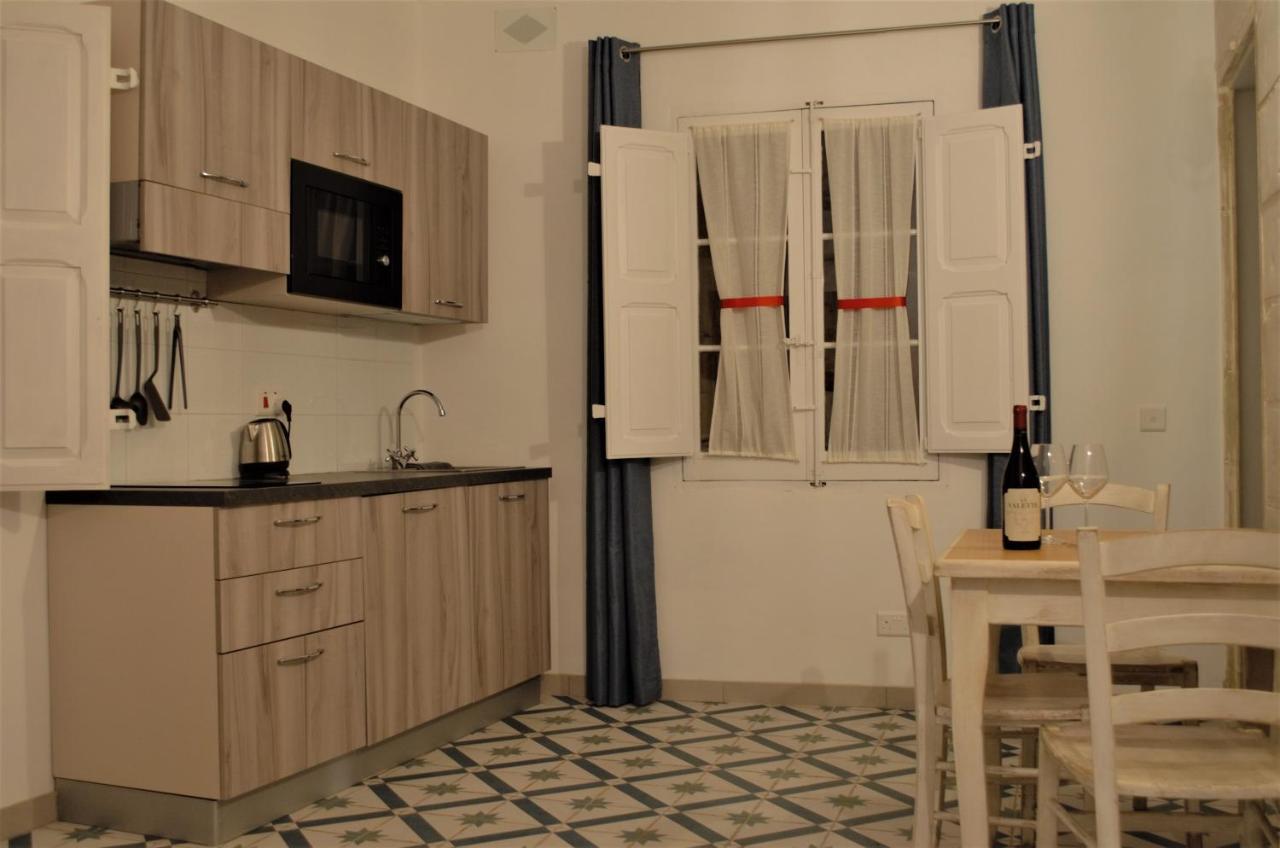 Citta Cospicua Suites Exteriör bild