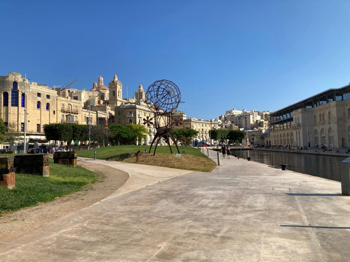 Citta Cospicua Suites Exteriör bild