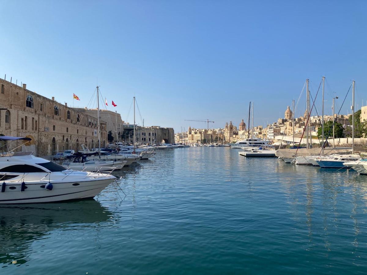 Citta Cospicua Suites Exteriör bild